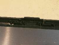 broken latch ( inside view )