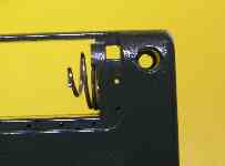 ネジの孔が拡大してしまった例