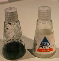 アクリルサンデーと、溶けた筐体