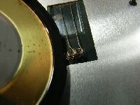 スプリングが短絡状態