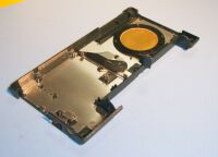 電池挿入部横の破損