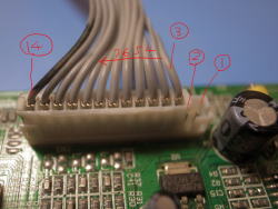 ボード側コネクタ