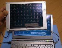 ノートパソコンの外付け端子へつなぐ